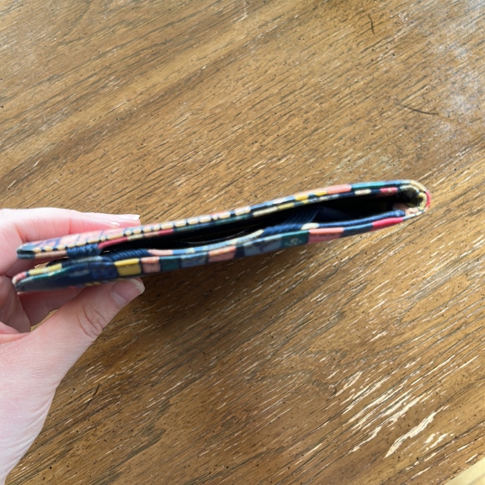 Cath Kidston Library E-reader Case - Picture 5 of 8
